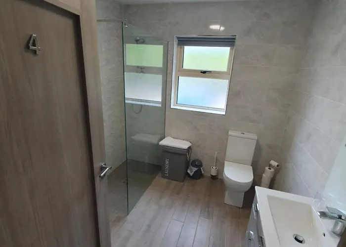 Dromore House F94w57e 4*