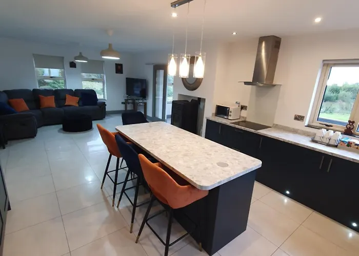 Dromore House F94w57e 4*